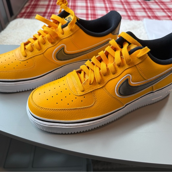 Nike NBA Air Force 1 Yellow Sneakers New size 13 - Picture 3 of 4
